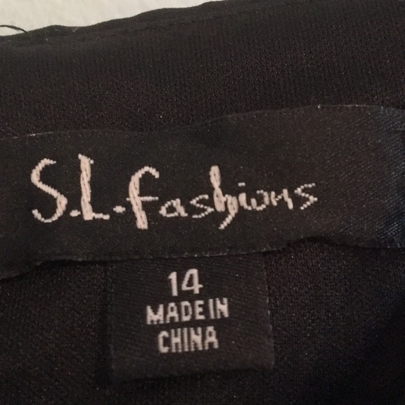 Formal Dress - Picture 3 of 3